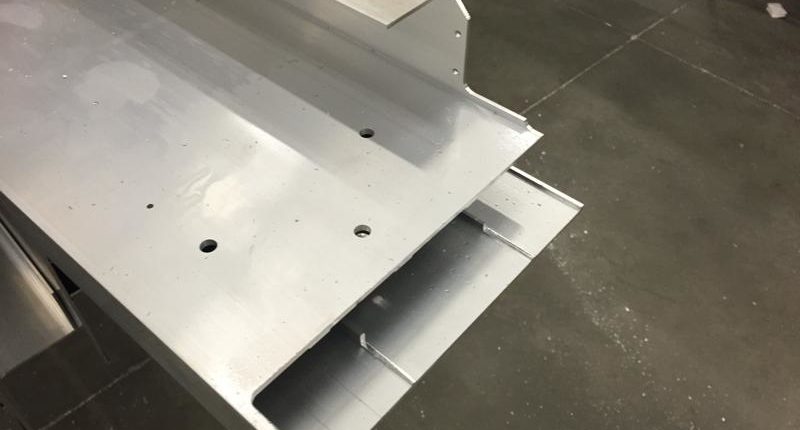 Sezione 350x150mm, foratura e fresatura